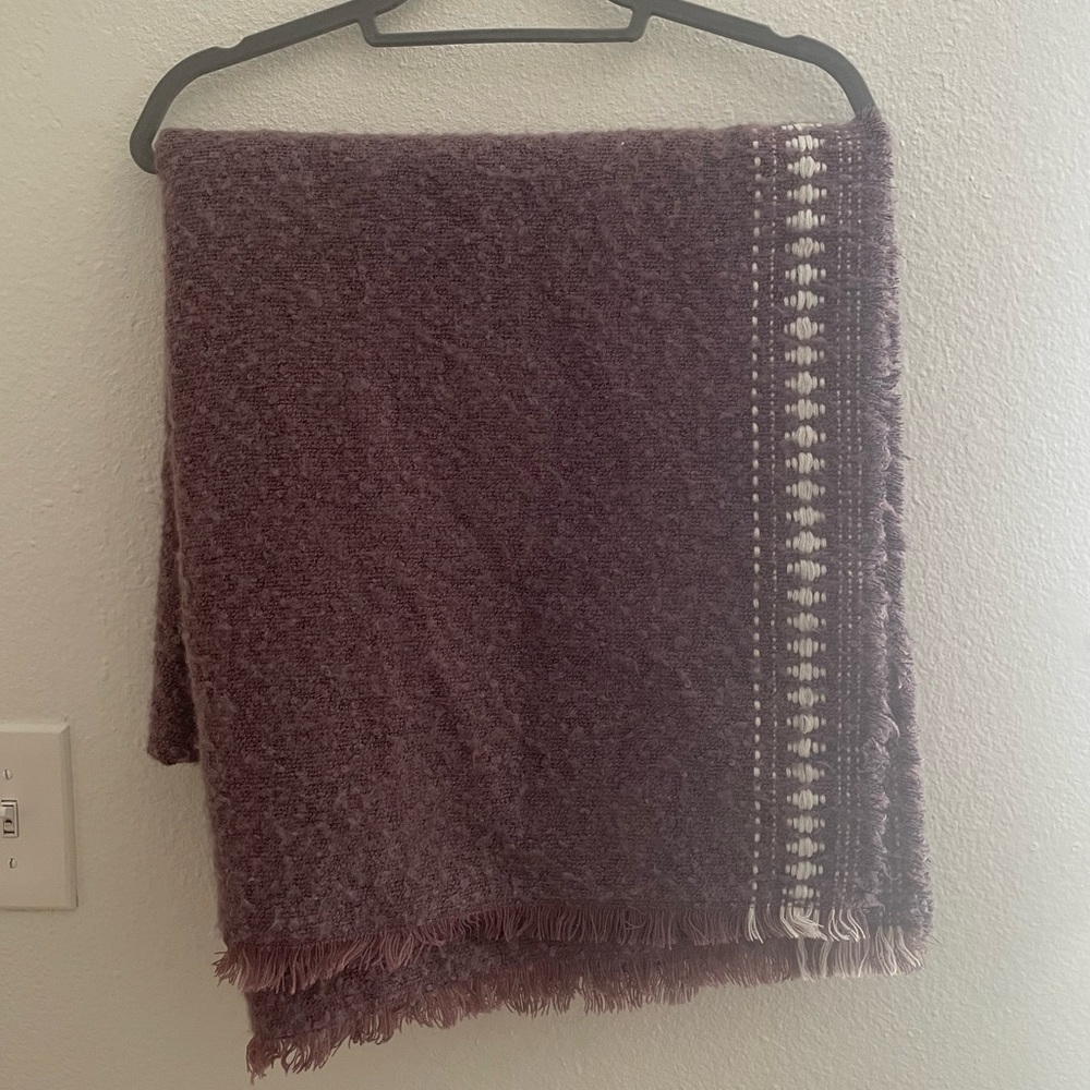 Abercrombie Blanket Scarf